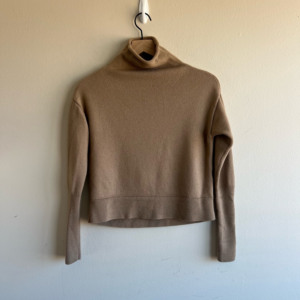 Aritzia Wilfred Cyprie Merino Wool Mock Turtleneck
Sweater Tan Camel
